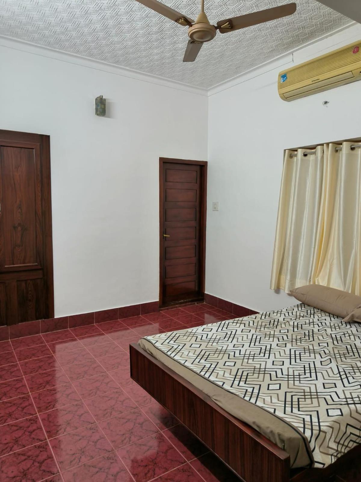 White House Villa Thrissur Kültér fotó