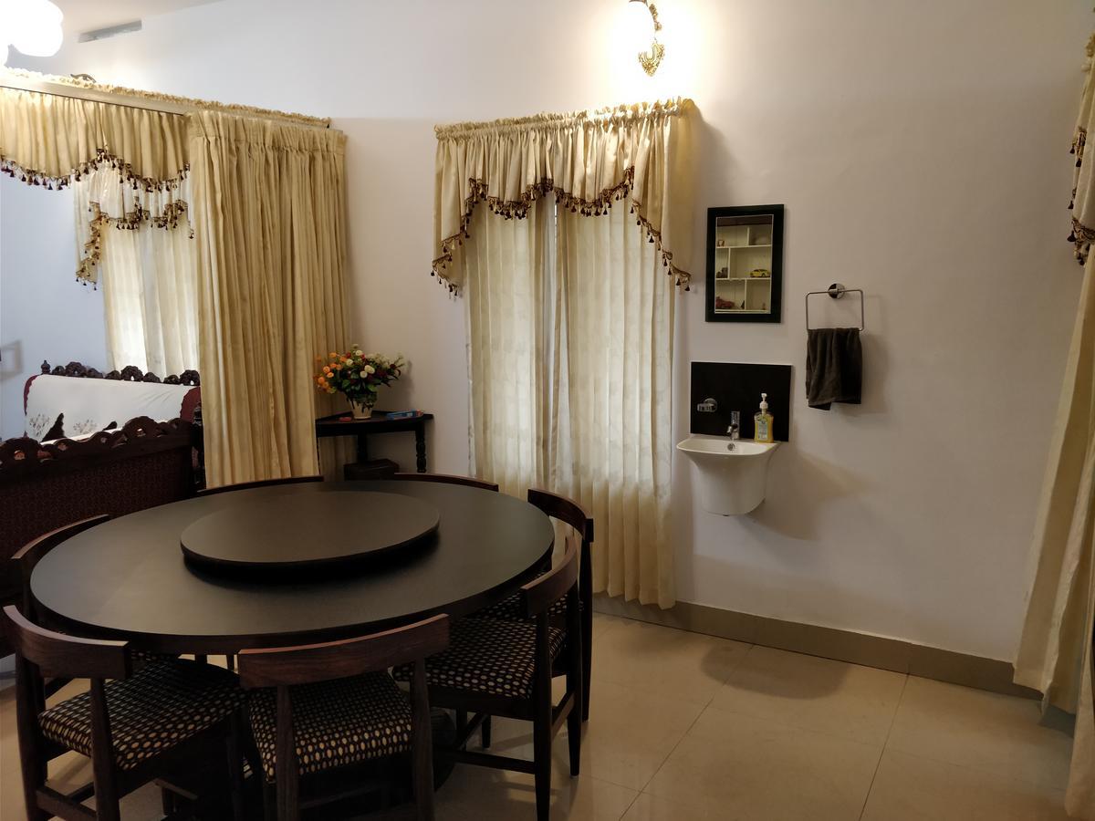 White House Villa Thrissur Kültér fotó